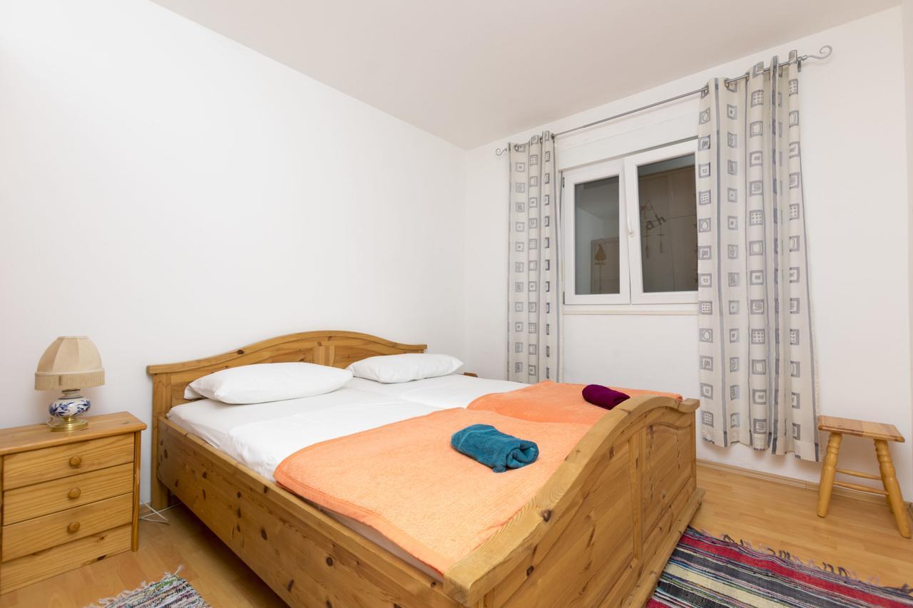 Apartments Katarina 로크바 로고즈니차 외부 사진