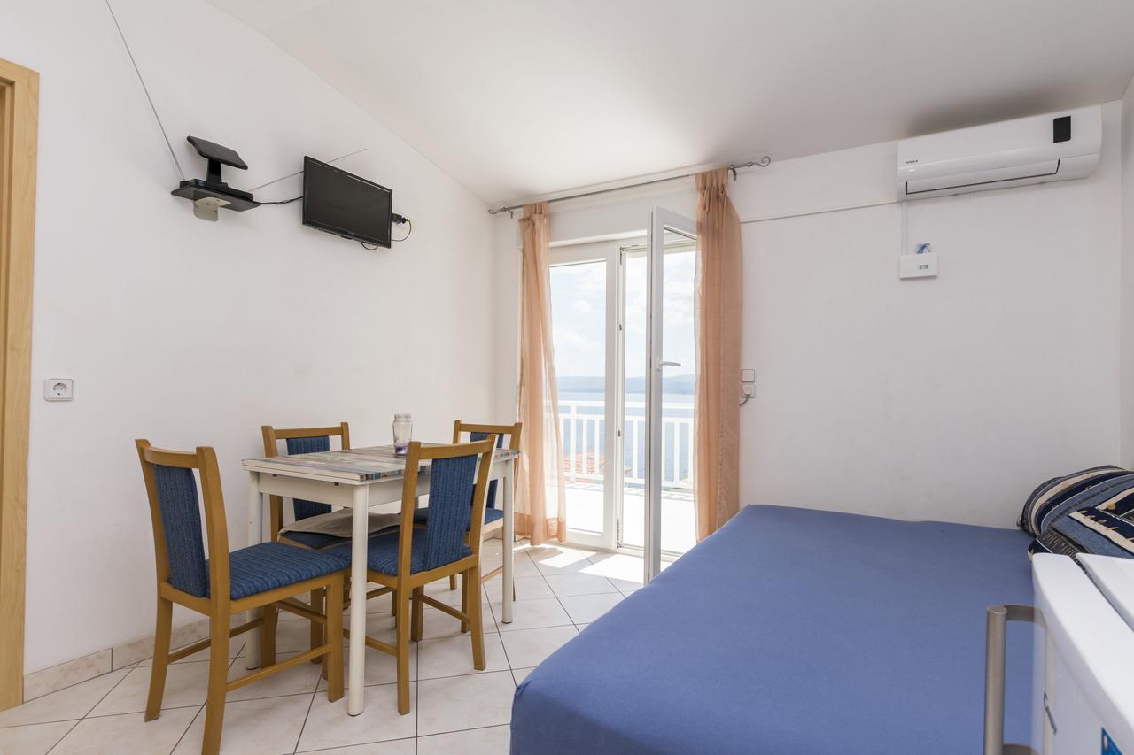Apartments Katarina 로크바 로고즈니차 외부 사진